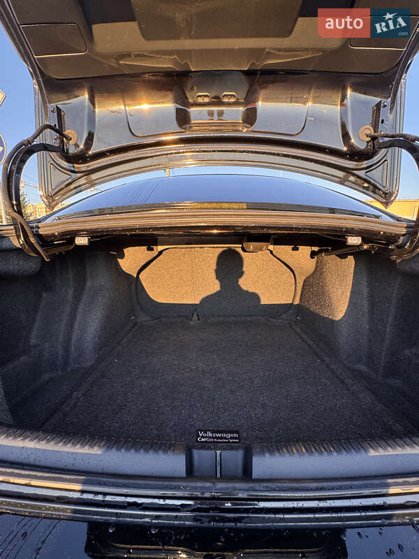 Седан Volkswagen Jetta 2016 в Києві фото 31 Седан Volkswagen Jetta 2016 в Києві