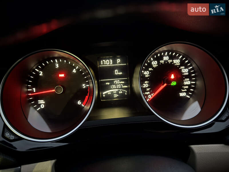 Седан Volkswagen Jetta 2015 в Івано-Франківську фото 9 Седан Volkswagen Jetta 2015 в Івано-Франківську