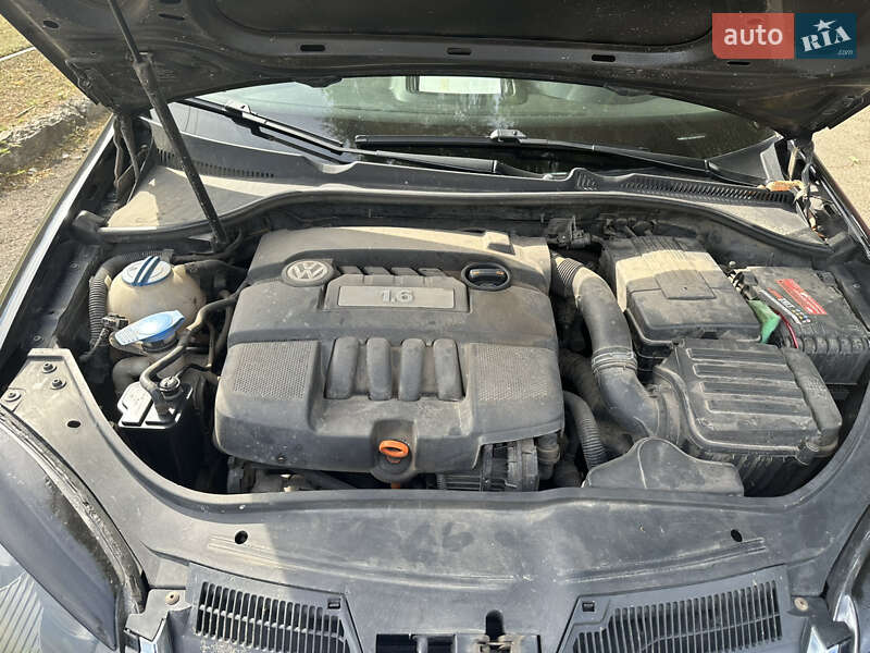 Седан Volkswagen Jetta 2007 в Николаеве