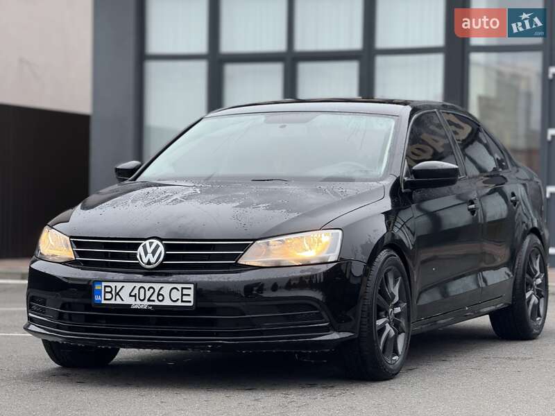 Седан Volkswagen Jetta 2014 в Києві