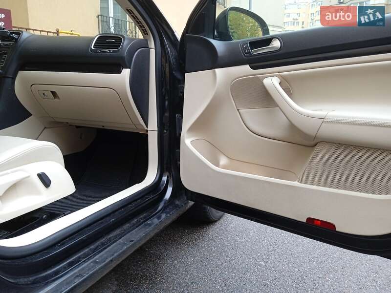 Универсал Volkswagen Jetta 2012 в Киеве фото 9 Универсал Volkswagen Jetta 2012 в Киеве