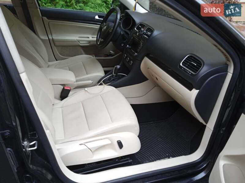 Универсал Volkswagen Jetta 2012 в Киеве фото 10 Универсал Volkswagen Jetta 2012 в Киеве