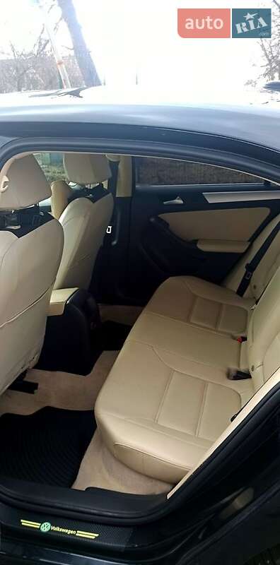 Седан Volkswagen Jetta 2012 в Сумах фото 3 Седан Volkswagen Jetta 2012 в Сумах