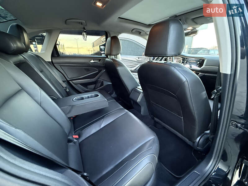 Седан Volkswagen Jetta 2018 в Одессе фото 20 Седан Volkswagen Jetta 2018 в Одессе