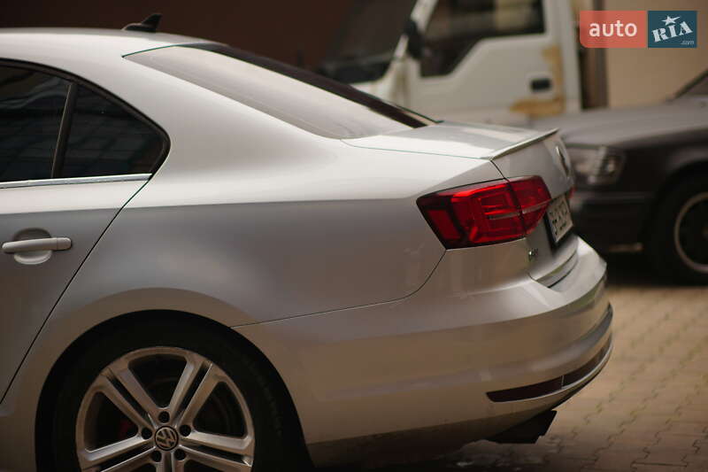 Седан Volkswagen Jetta 2015 в Одессе фото 12 Седан Volkswagen Jetta 2015 в Одессе