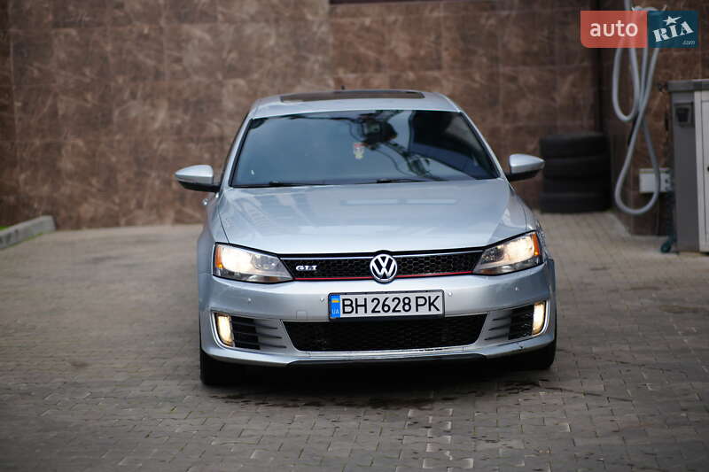 Седан Volkswagen Jetta 2015 в Одессе фото 8 Седан Volkswagen Jetta 2015 в Одессе