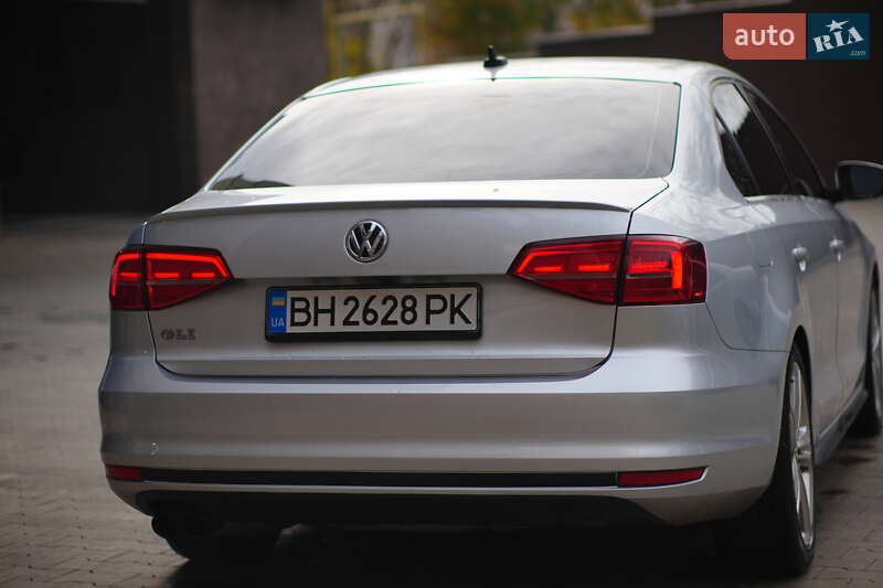 Седан Volkswagen Jetta 2015 в Одессе фото 14 Седан Volkswagen Jetta 2015 в Одессе