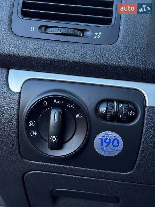 Седан Volkswagen Jetta 2009 в Львове фото 21 Седан Volkswagen Jetta 2009 в Львове