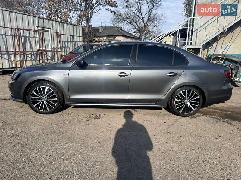 Седан Volkswagen Jetta 2016 в Одессе фото 4 Седан Volkswagen Jetta 2016 в Одессе