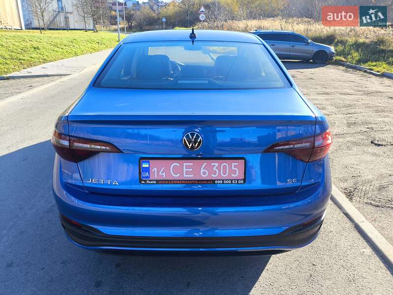 Седан Volkswagen Jetta 2023 в Львові