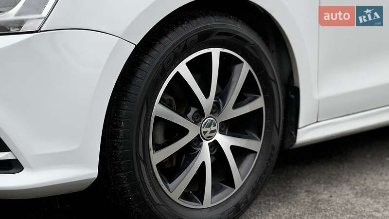 Седан Volkswagen Jetta 2016 в Киеве фото 8 Седан Volkswagen Jetta 2016 в Киеве
