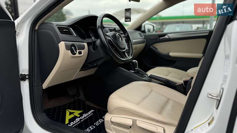 Седан Volkswagen Jetta 2016 в Киеве фото 15 Седан Volkswagen Jetta 2016 в Киеве