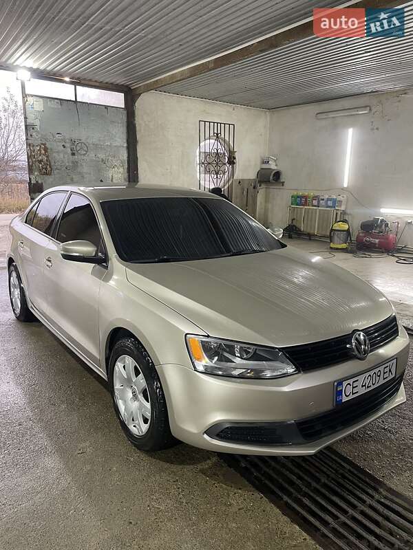 Седан Volkswagen Jetta 2014 в Косове фото 15 Седан Volkswagen Jetta 2014 в Косове