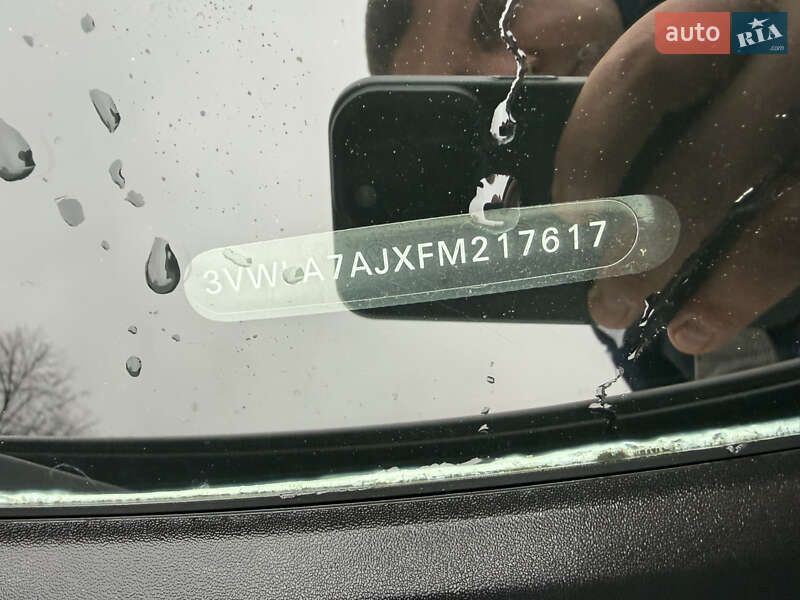 Седан Volkswagen Jetta 2015 в Чернигове