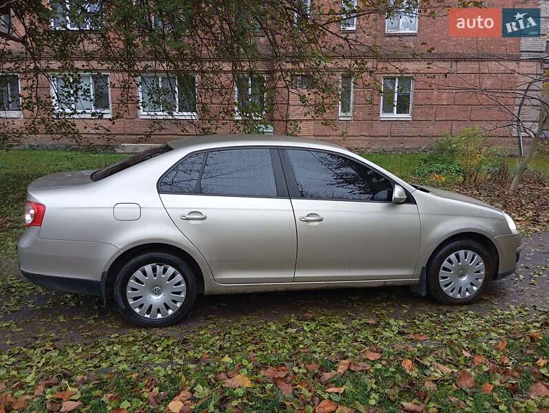Седан Volkswagen Jetta 2008 в Виннице