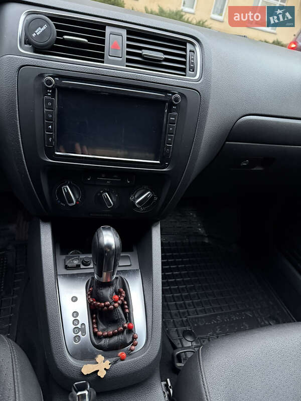 Седан Volkswagen Jetta 2012 в Харкові фото 7 Седан Volkswagen Jetta 2012 в Харкові