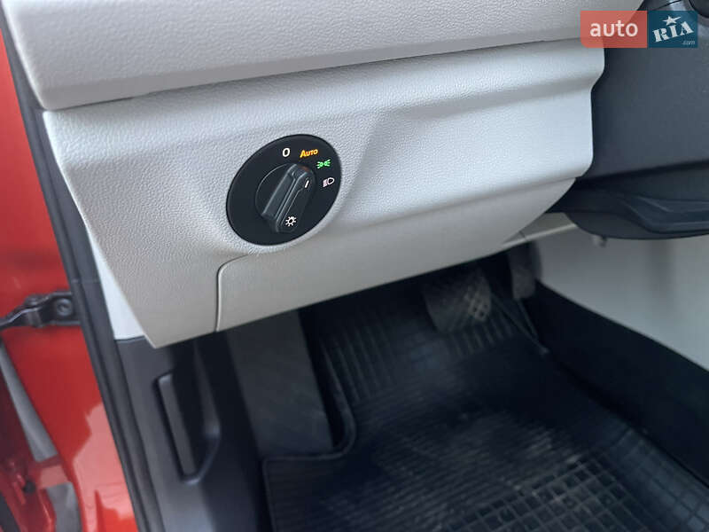 Седан Volkswagen Jetta 2019 в Ровно фото 49 Седан Volkswagen Jetta 2019 в Ровно