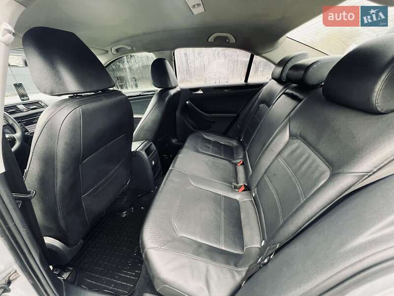 Седан Volkswagen Jetta 2015 в Полтаве фото 9 Седан Volkswagen Jetta 2015 в Полтаве