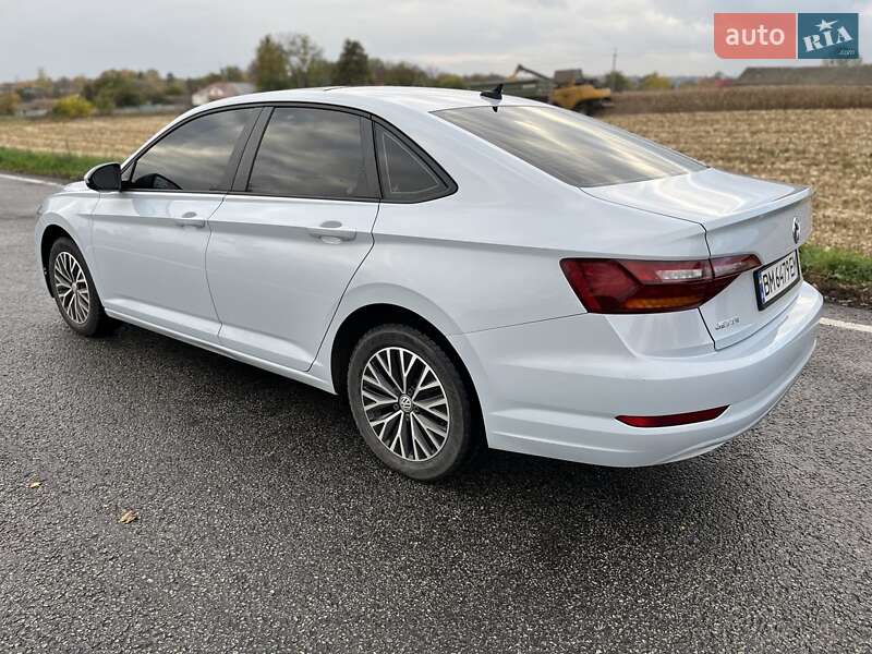 Седан Volkswagen Jetta 2018 в Ромнах фото 7 Седан Volkswagen Jetta 2018 в Ромнах
