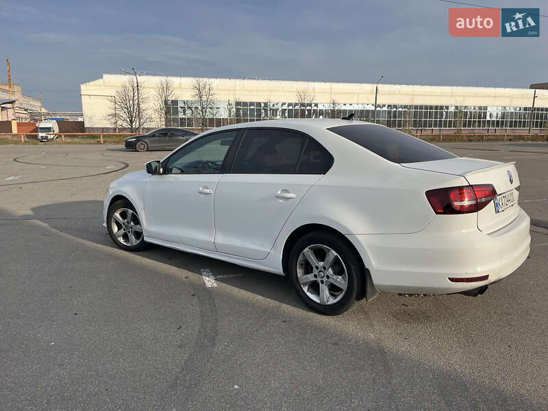 Седан Volkswagen Jetta 2015 в Киеве фото 3 Седан Volkswagen Jetta 2015 в Киеве