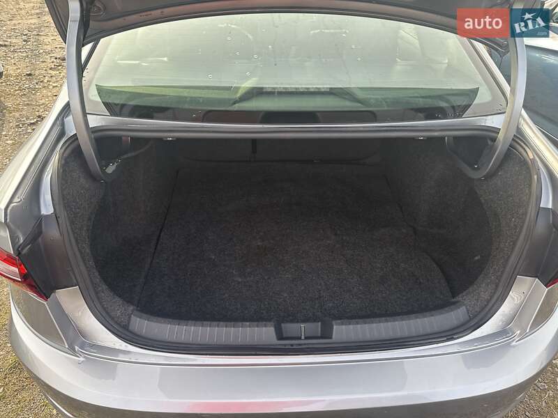Седан Volkswagen Jetta 2020 в Львові фото 5 Седан Volkswagen Jetta 2020 в Львові