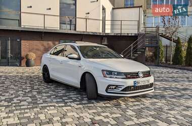 Седан Volkswagen Jetta 2017 в Харькове