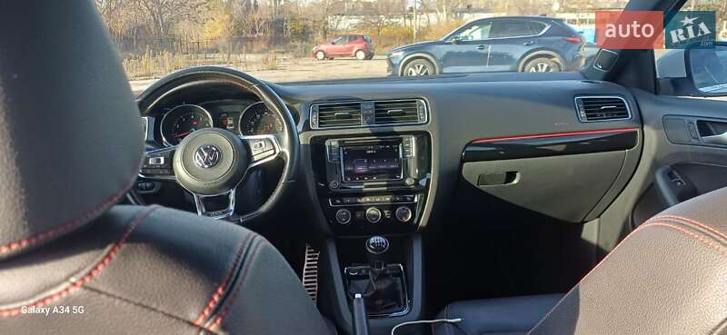 Седан Volkswagen Jetta 2017 в Запоріжжі фото 7 Седан Volkswagen Jetta 2017 в Запоріжжі