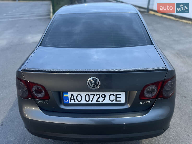 Седан Volkswagen Jetta 2007 в Ужгороде