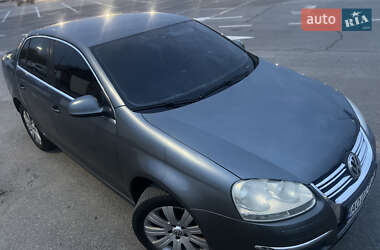 Седан Volkswagen Jetta 2007 в Ужгороді