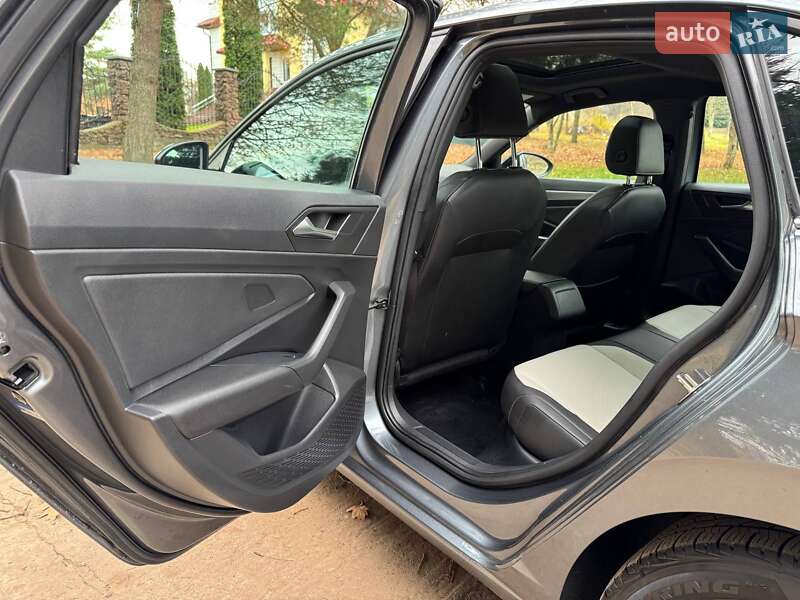 Седан Volkswagen Jetta 2020 в Львове фото 35 Седан Volkswagen Jetta 2020 в Львове