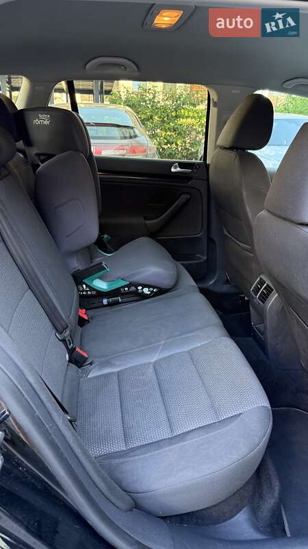 Універсал Volkswagen Jetta 2013 в Києві фото 13 Універсал Volkswagen Jetta 2013 в Києві