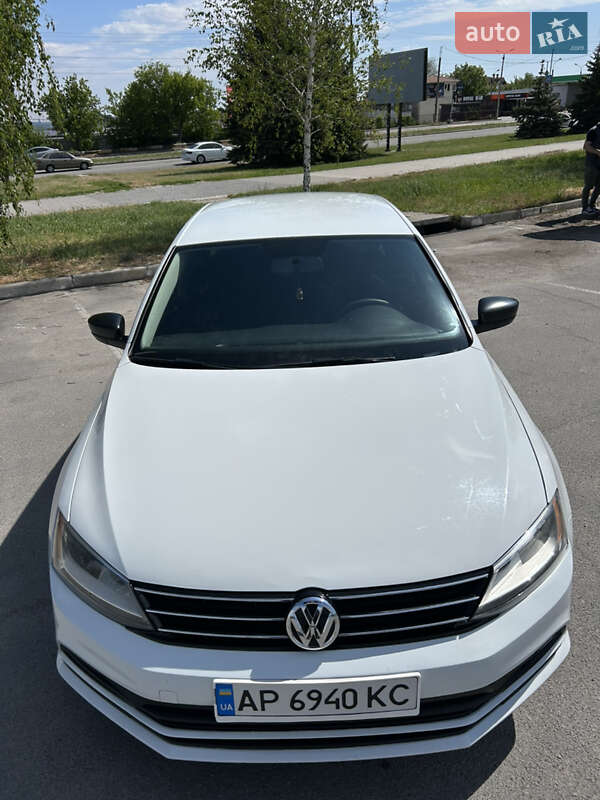 Volkswagen Jetta 2015