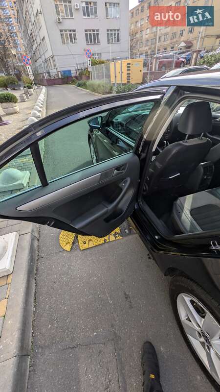 Седан Volkswagen Jetta 2013 в Одессе фото 11 Седан Volkswagen Jetta 2013 в Одессе