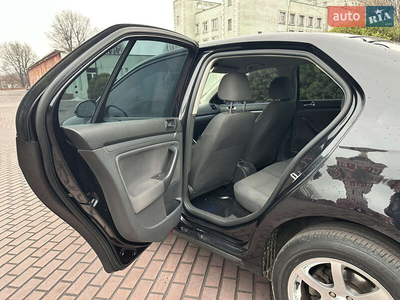 Седан Volkswagen Jetta 2008 в Днепре фото 20 Седан Volkswagen Jetta 2008 в Днепре