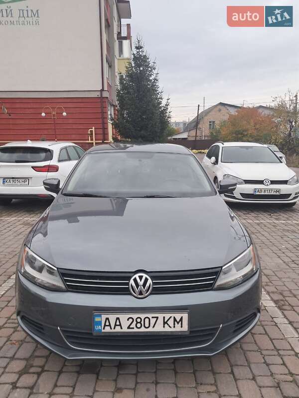 Volkswagen Jetta 2012