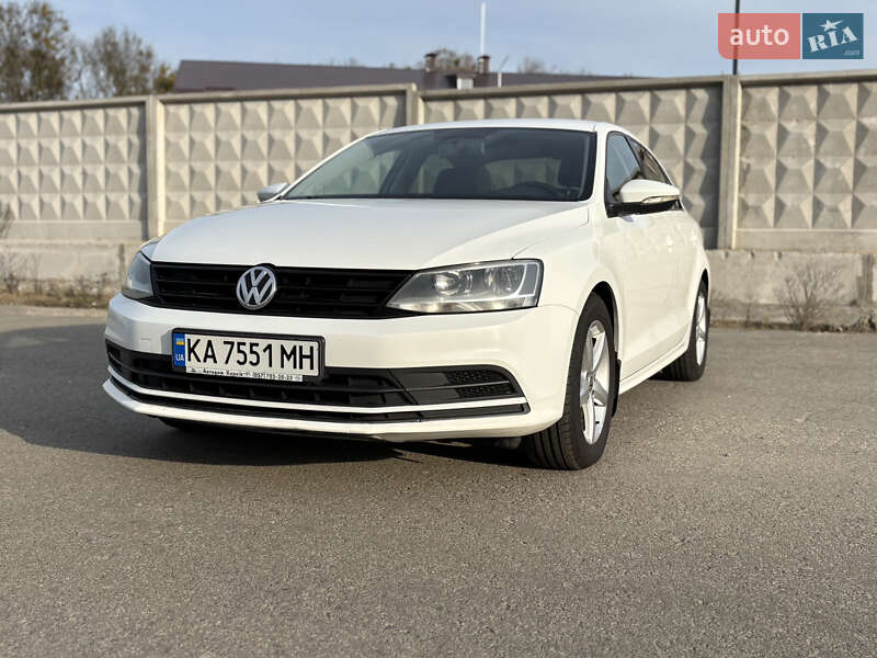 Седан Volkswagen Jetta 2016 в Киеве фото 2 Седан Volkswagen Jetta 2016 в Киеве