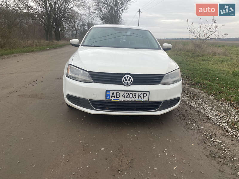 Седан Volkswagen Jetta 2012 в Виннице