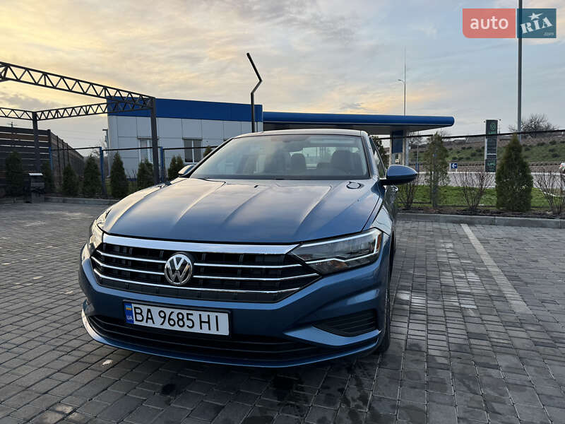 Седан Volkswagen Jetta 2020 в Кропивницком