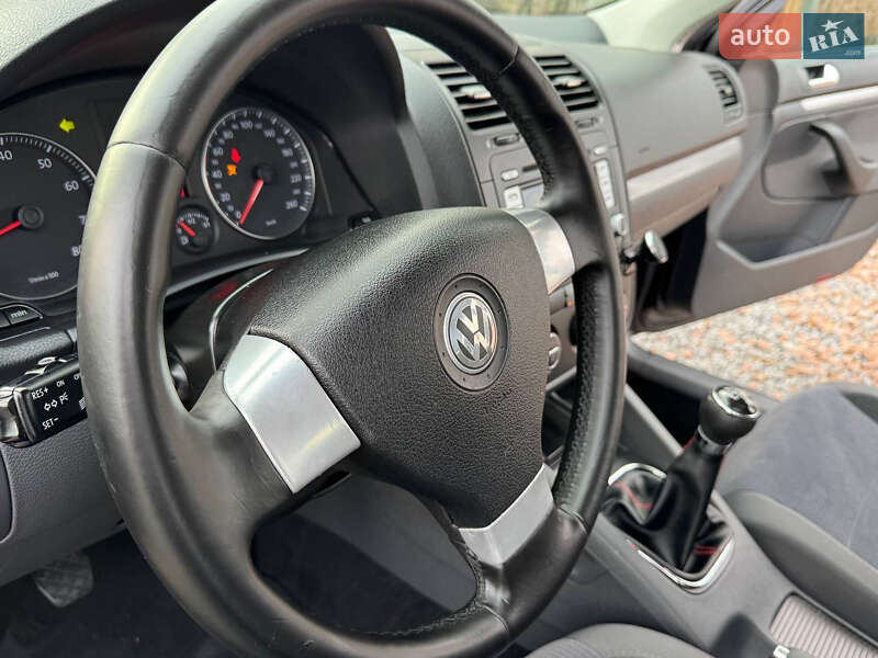 Седан Volkswagen Jetta 2007 в Дрогобыче
