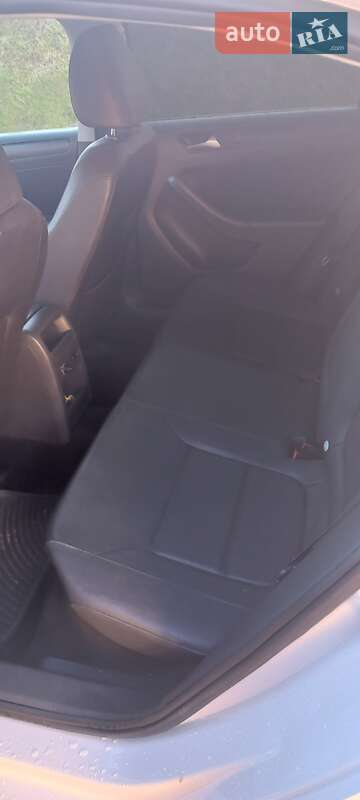 Седан Volkswagen Jetta 2012 в Борисполе фото 16 Седан Volkswagen Jetta 2012 в Борисполе