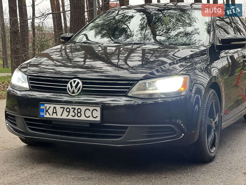 Седан Volkswagen Jetta 2014 в Киеве фото 3 Седан Volkswagen Jetta 2014 в Киеве