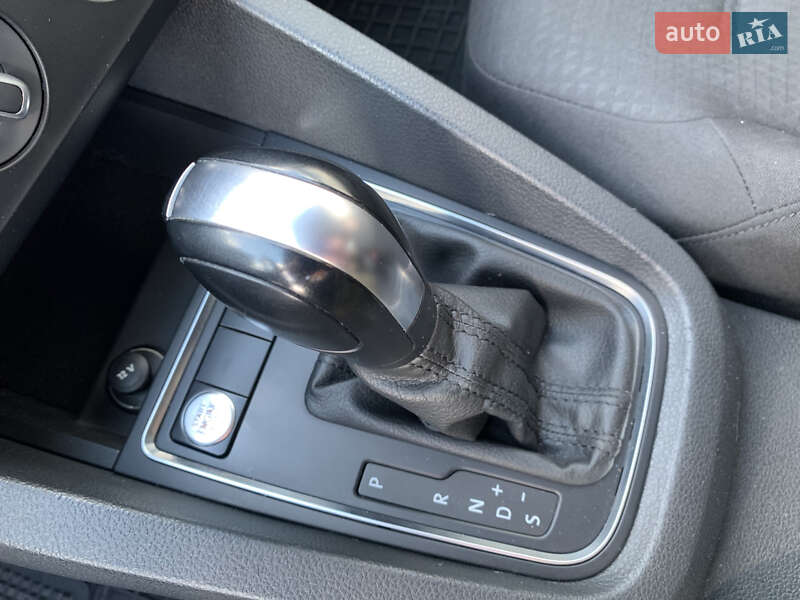 Седан Volkswagen Jetta 2015 в Львове фото 13 Седан Volkswagen Jetta 2015 в Львове