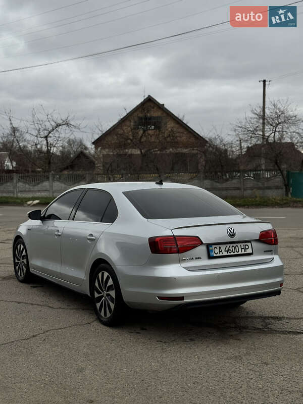 Седан Volkswagen Jetta 2016 в Звенигородке