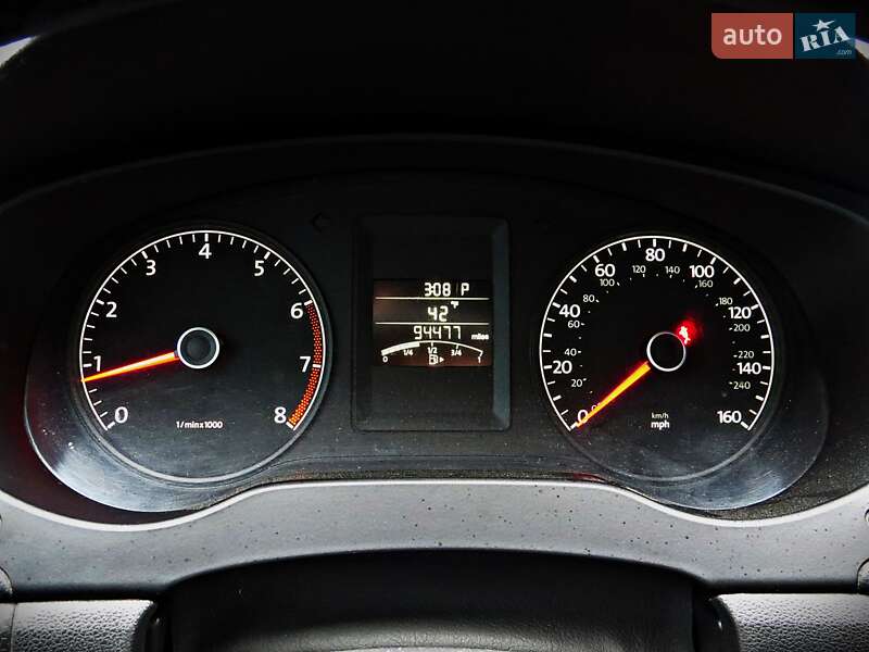 Седан Volkswagen Jetta 2012 в Черкассах