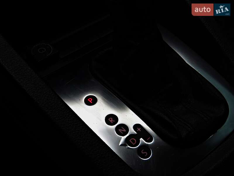 Седан Volkswagen Jetta 2012 в Черкассах