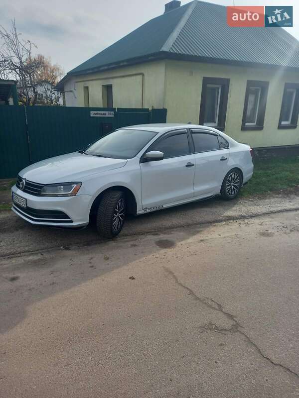 Седан Volkswagen Jetta 2016 в Чернігові