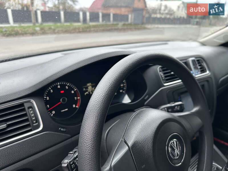 Седан Volkswagen Jetta 2014 в Вінниці