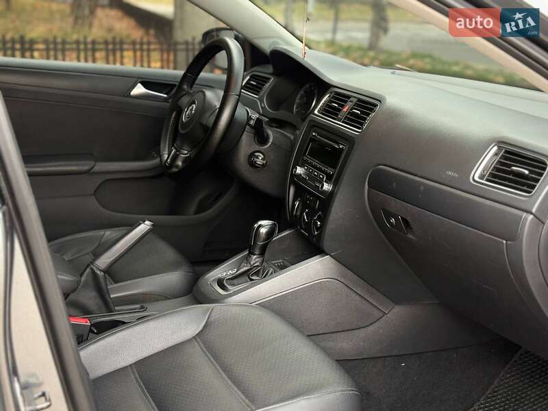 Седан Volkswagen Jetta 2013 в Николаеве фото 17 Седан Volkswagen Jetta 2013 в Николаеве