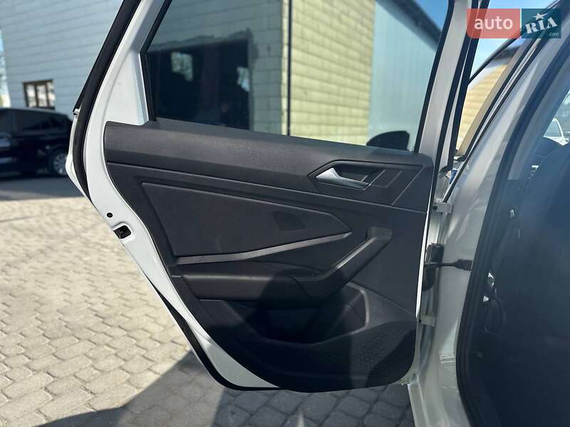 Седан Volkswagen Jetta 2018 в Ивано-Франковске фото 13 Седан Volkswagen Jetta 2018 в Ивано-Франковске