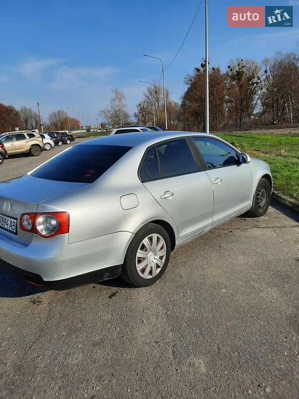 Седан Volkswagen Jetta 2008 в Киеве